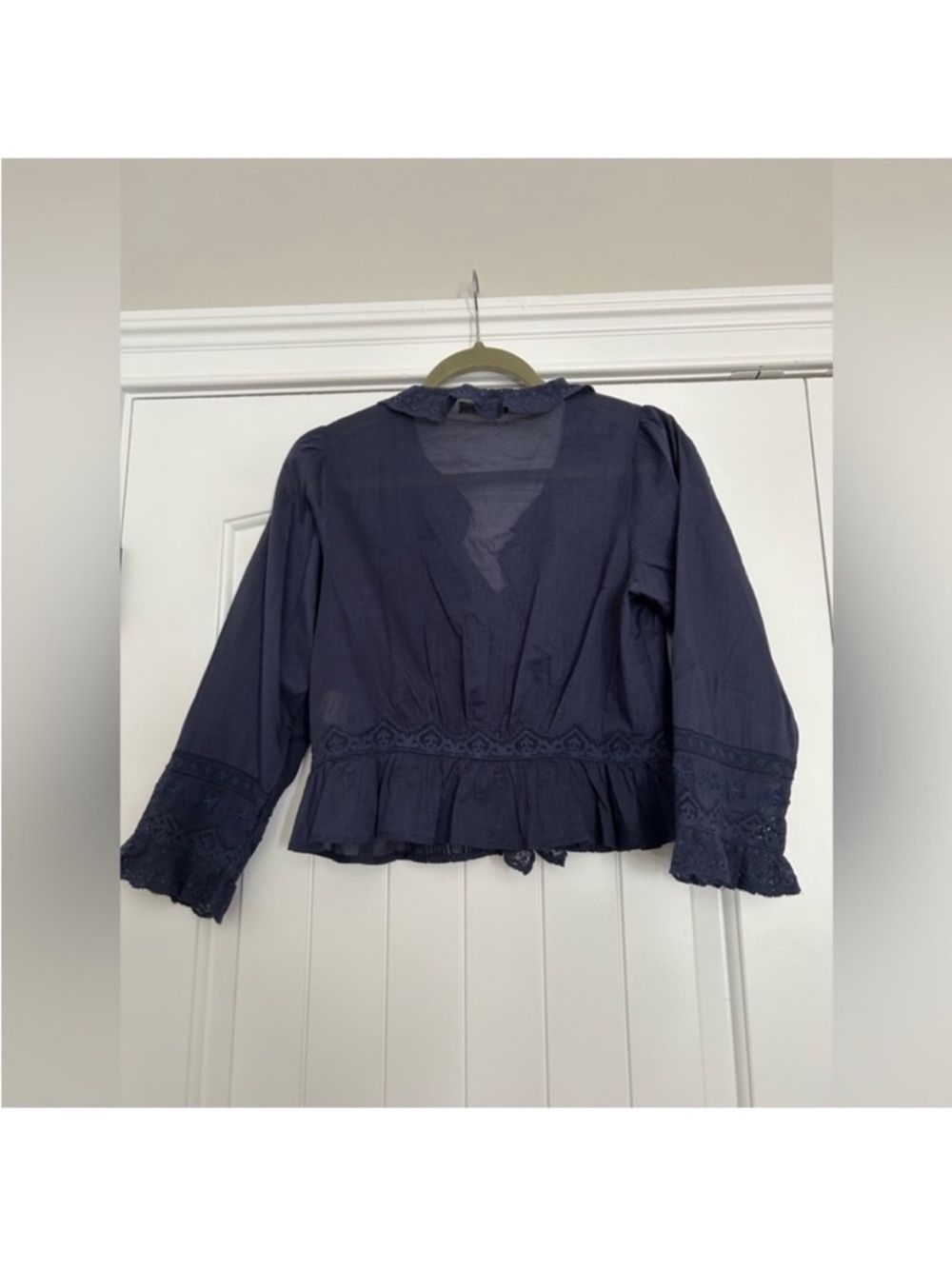 Doen Eldoris Lace Organic Cotton Blouse in Adriatic Navy Blue Small - Picture 5 of 10